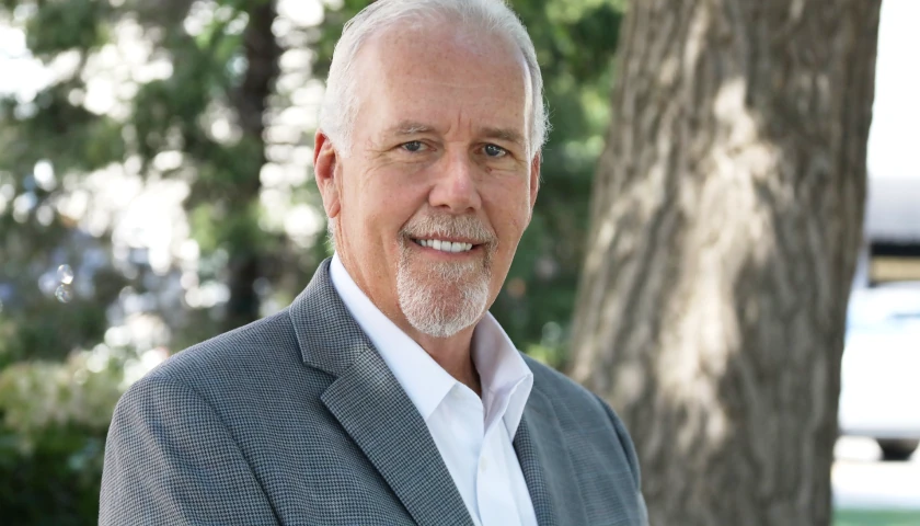 Rutherford County Mayor Joe Carr Suffers Nine Broken Ribs, Semi-Collapsed Lung from Horse Training Accident