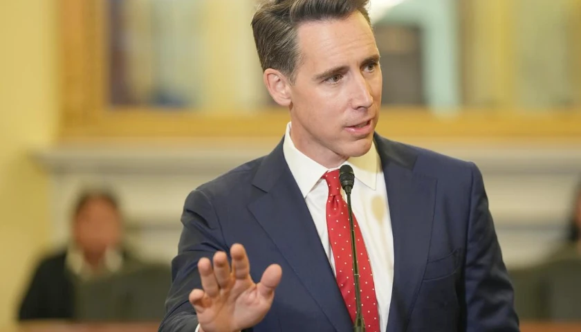 Labor Expert Warns Senator Josh Hawley’s Union Contract Bill Expands Federal Control