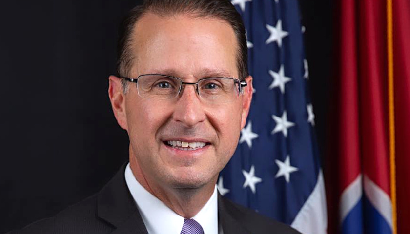 Mike Dunavant Sworn In as U.S. Attorney for the Western District of Tennessee