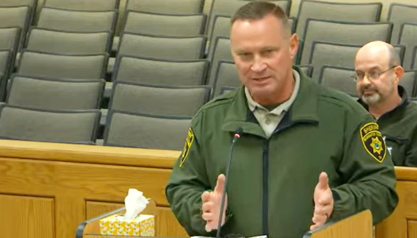 Tennessee County Signs Deal to Partner with ICE