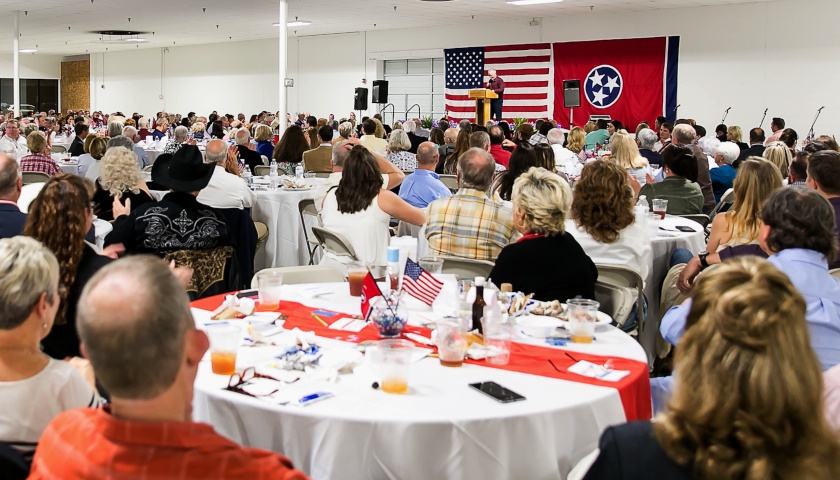 Rutherford County Mayor to Host ‘T-Bones and Politics’ Event with Senator Blackburn Next Month