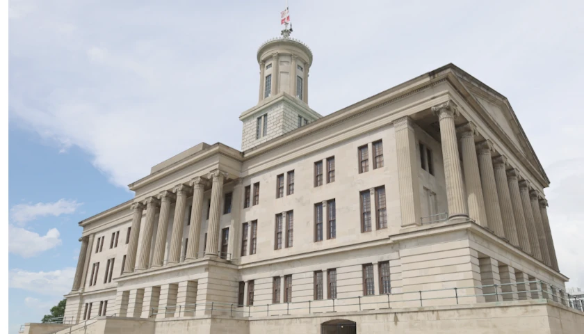 Opening Days of Tennessee General Assembly Reveal GOP Strategy and Disarray Among Democrats, Reporter Details