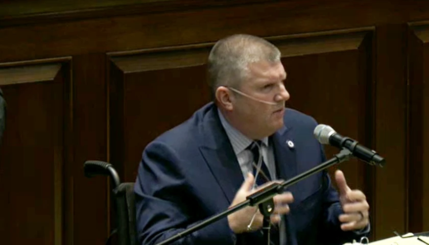 Tennessee State House Approves Ten Commandments Display Bill