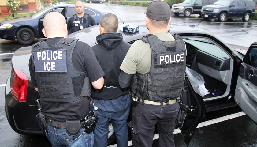 Tennessee Senate Passes Bill Criminalizing Ignoring Deportation Orders