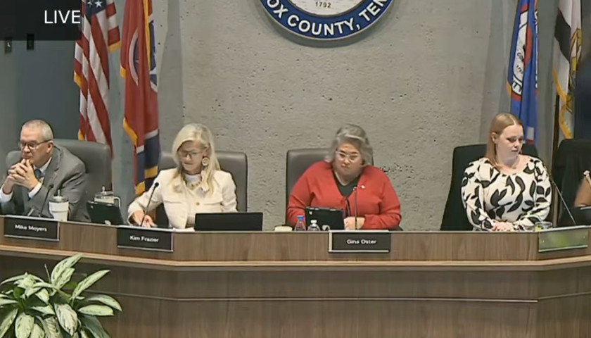 Knox County Bans Data Centers for One Year