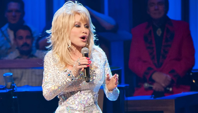 Tennessee Legend Dolly Parton Dies at 80, Trump Orders American Flags Lowered in Her Honor